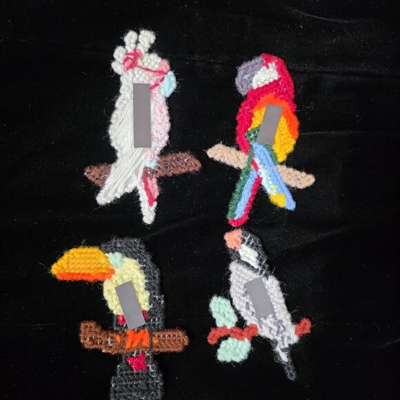VTG Handmade Needlepoint Bird Magnets, Set Of 4 - Picture 7 of 7